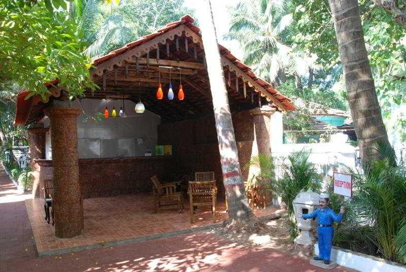 Villa Fatima Beach Resort Baga Exterior photo